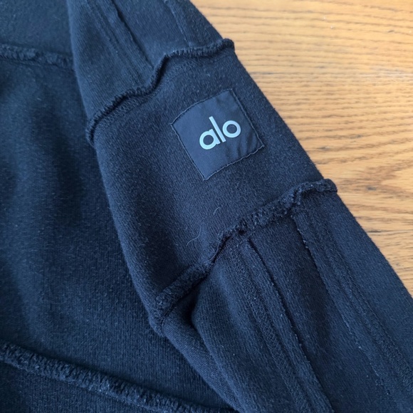 Alo Yoga Dimension Hoodie in Black Size (Size X-Small/Small) - Picture 3 of 8